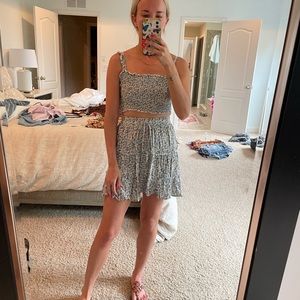 2 piece floral Amazon set